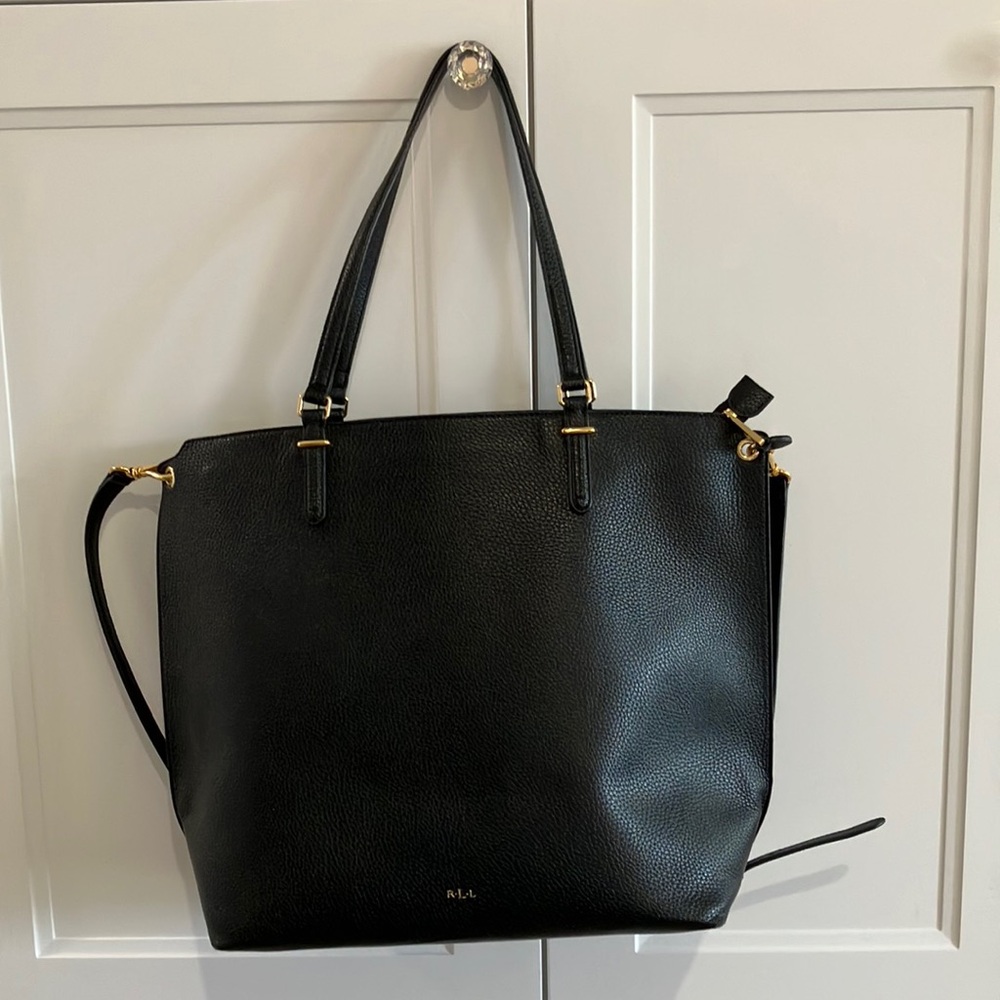 Black tote bag